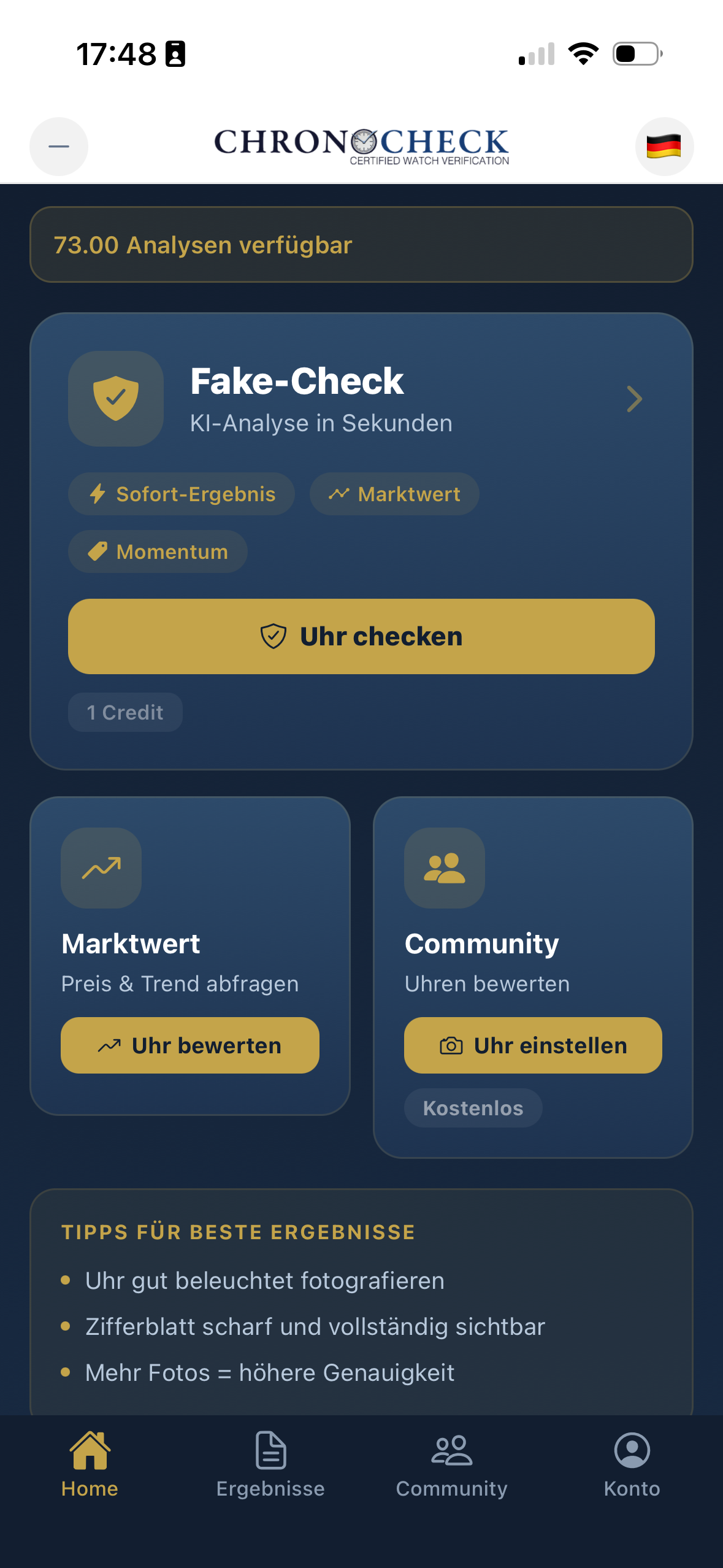 ChronoCheck Homescreen mit Fake-Check, Marktwert und Community